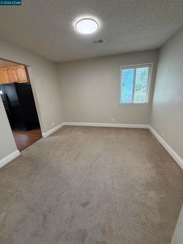 1209 Saint Louis, Concord, CA 94518