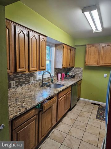 13152 KARA LN, Silver Spring, MD 20904