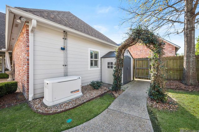 13652 Kings Court Ave, Baton Rouge, LA 70810