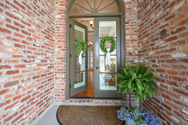 13652 Kings Court Ave, Baton Rouge, LA 70810