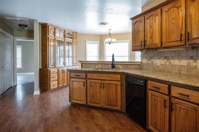 1417 Waverly Street, Lake Charles, LA 70605