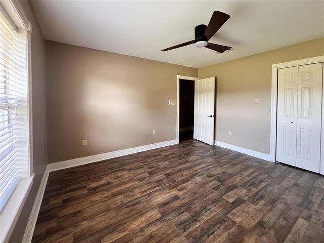 1417 Waverly Street, Lake Charles, LA 70605