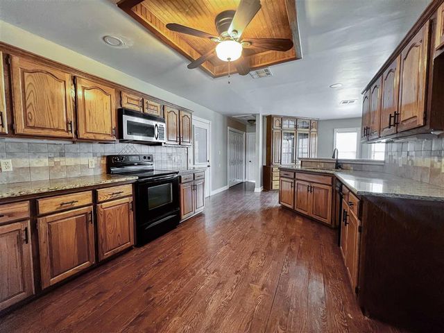 1417 Waverly Street, Lake Charles, LA 70605