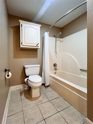 1417 Waverly Street, Lake Charles, LA 70605