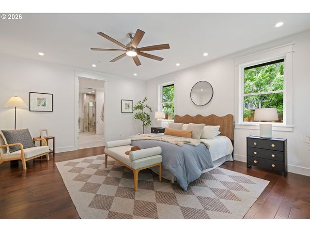 3850 LAKE GROVE Ave, Lake Oswego, OR 97035
