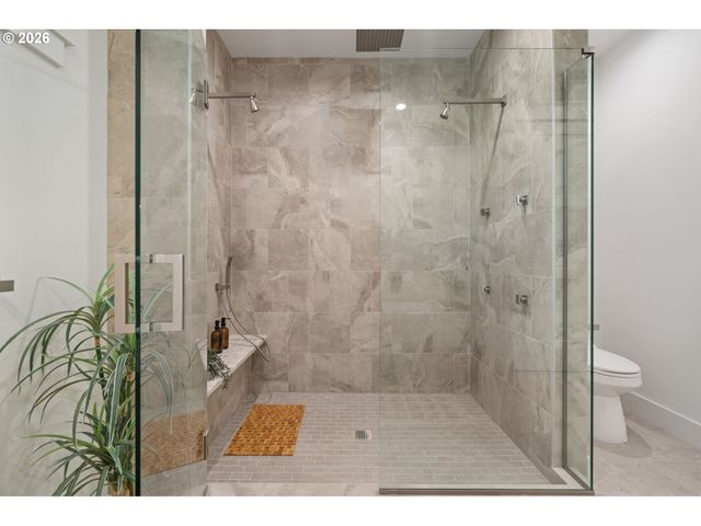 3850 LAKE GROVE Ave, Lake Oswego, OR 97035