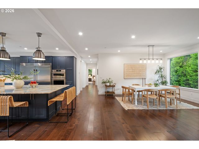 3850 LAKE GROVE Ave, Lake Oswego, OR 97035
