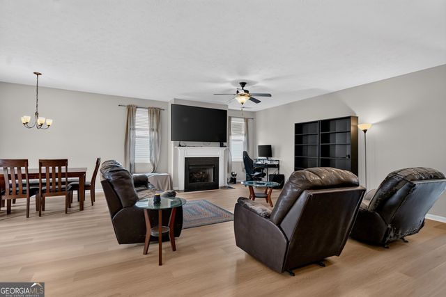 402 Creekside Drive, Lagrange, GA 30240