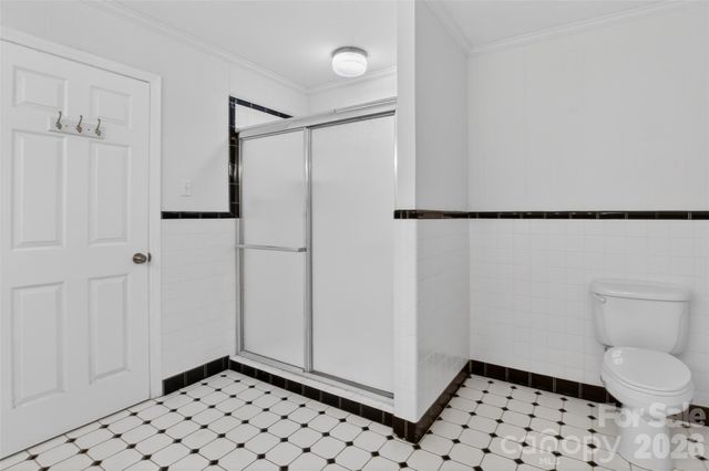 46 Pinecrest Avenue, Great Falls, SC 29055