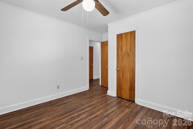 46 Pinecrest Avenue, Great Falls, SC 29055