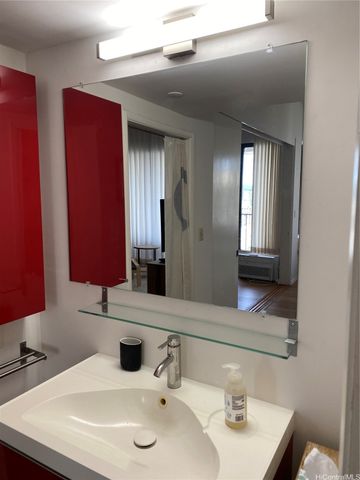 201 Ohua Avenue 3704, Honolulu, HI 96815