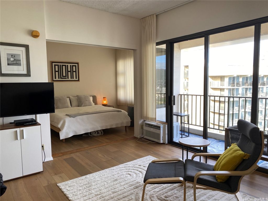 201 Ohua Avenue 3704, Honolulu, HI 96815
