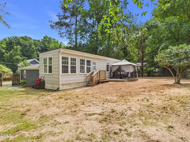 109 Blanchard Street, Raleigh, NC 27603