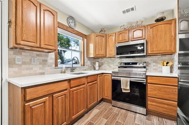 2134 6TH AVENUE N, St Petersburg, FL 33713