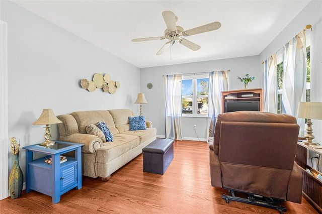 2134 6TH AVENUE N, St Petersburg, FL 33713