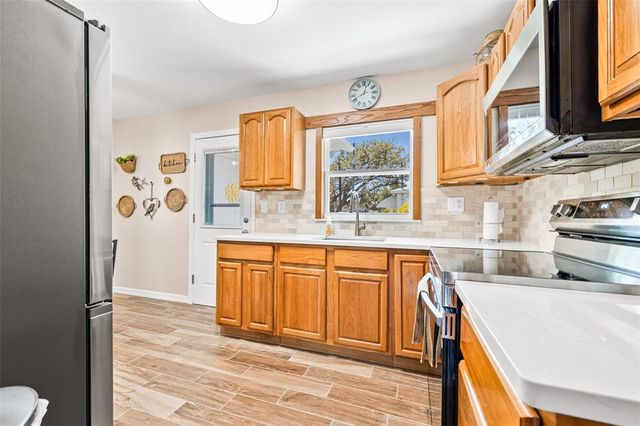 2134 6TH AVENUE N, St Petersburg, FL 33713