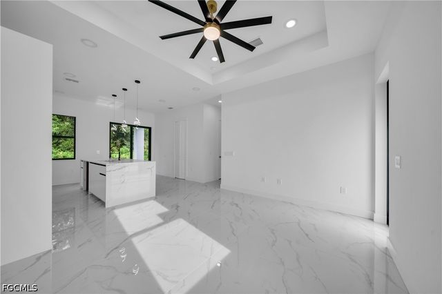 1718 Hibiscus AVE, Lehigh Acres, FL 33972