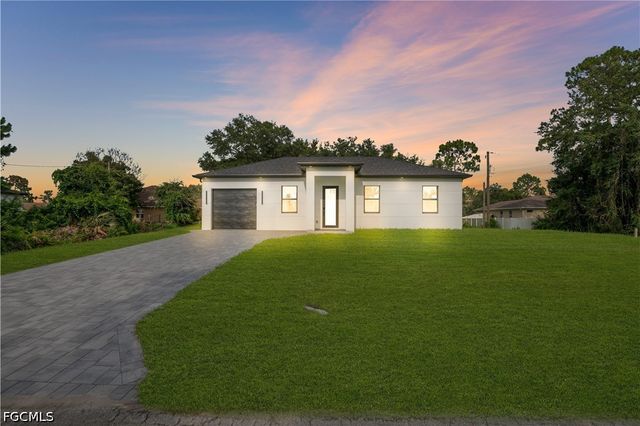1718 Hibiscus AVE, Lehigh Acres, FL 33972