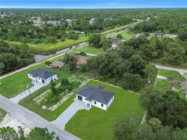 1718 Hibiscus AVE, Lehigh Acres, FL 33972