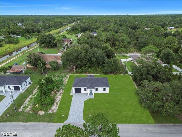 1718 Hibiscus AVE, Lehigh Acres, FL 33972