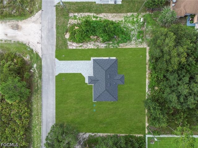 1718 Hibiscus AVE, Lehigh Acres, FL 33972