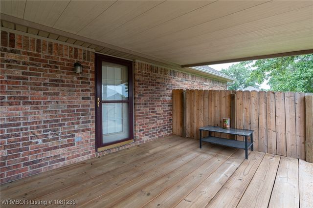 330 NORTHRIDGE Drive, Van Buren, AR 72956