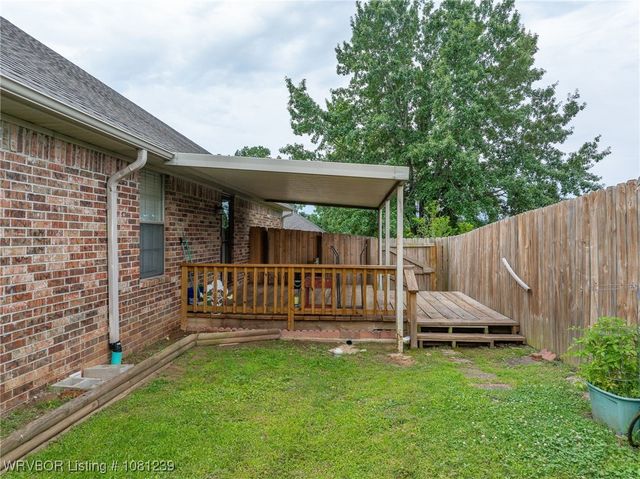 330 NORTHRIDGE Drive, Van Buren, AR 72956