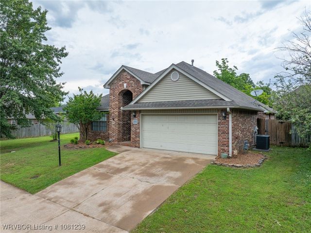 330 NORTHRIDGE Drive, Van Buren, AR 72956