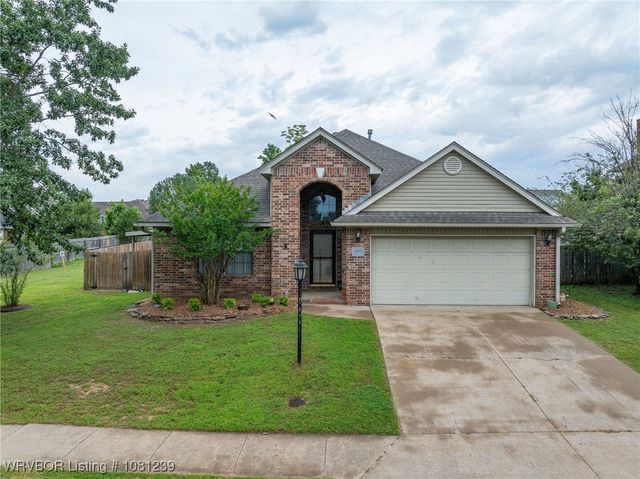 330 NORTHRIDGE Drive, Van Buren, AR 72956