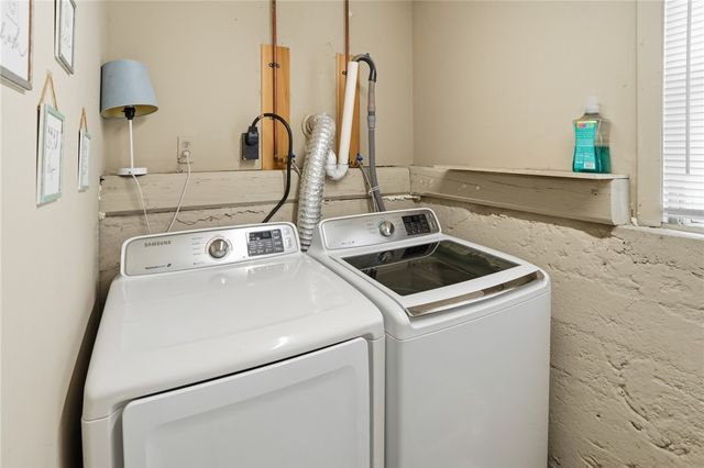 190 Pinnery Avenue, Warwick, RI 02886