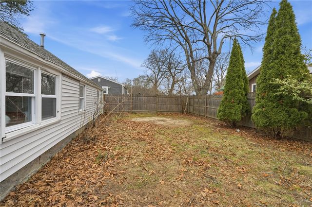 190 Pinnery Avenue, Warwick, RI 02886