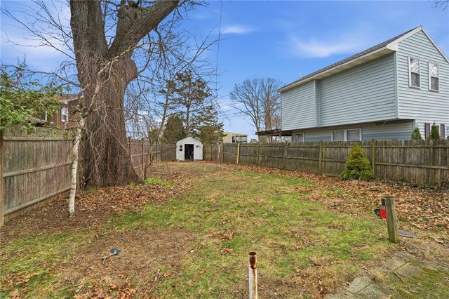 190 Pinnery Avenue, Warwick, RI 02886