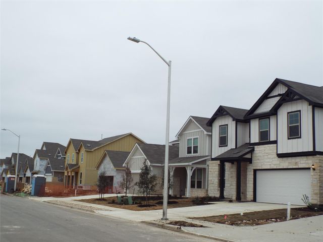 1621 Hope Ranch RDS NE, Leander, TX 78641