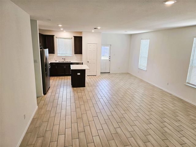 1621 Hope Ranch RDS NE, Leander, TX 78641