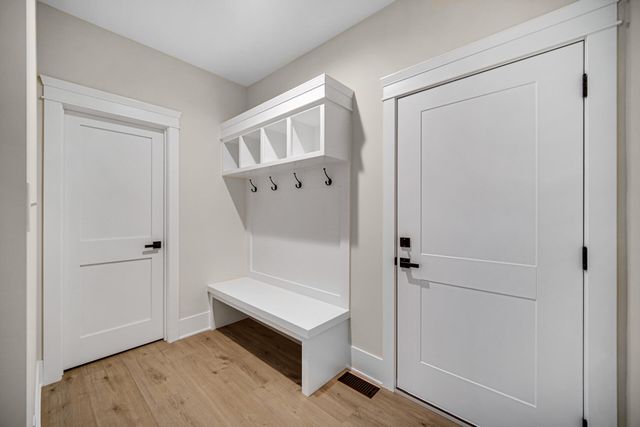 9864 Switch Grass Lane, St. John, IN 46373