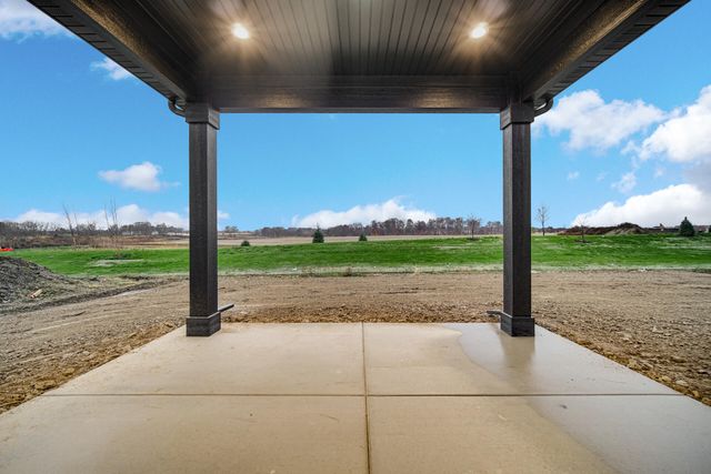 9864 Switch Grass Lane, St. John, IN 46373