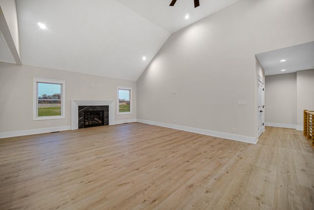 9864 Switch Grass Lane, St. John, IN 46373