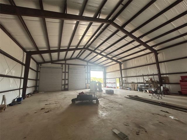 18074 Hill Road, Cleveland, TX 77328