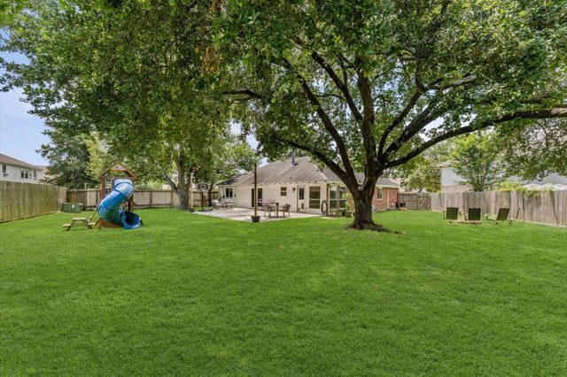 1002 Northside Drive, Houston, TX 77073