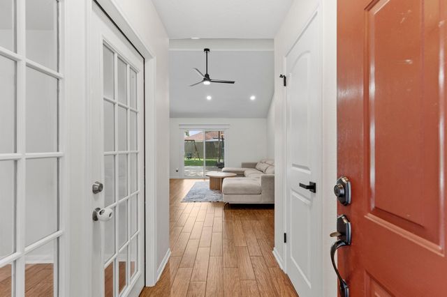 1002 Northside Drive, Houston, TX 77073