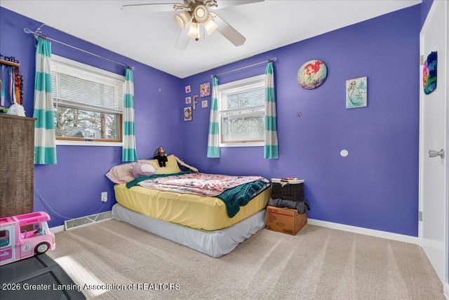 6910 Calson Drive, Lansing, MI 48911