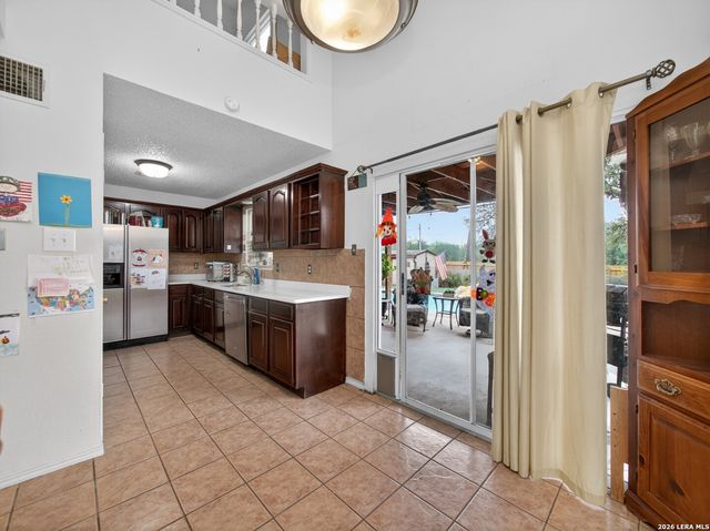 8006 Echo Wind St, San Antonio, TX 78250