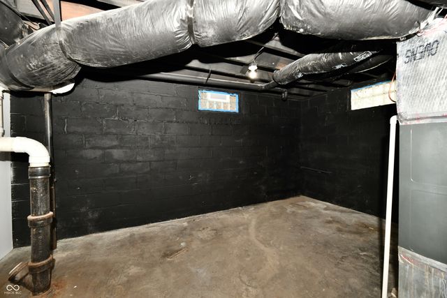 910 E Morris Street, Indianapolis, IN 46203