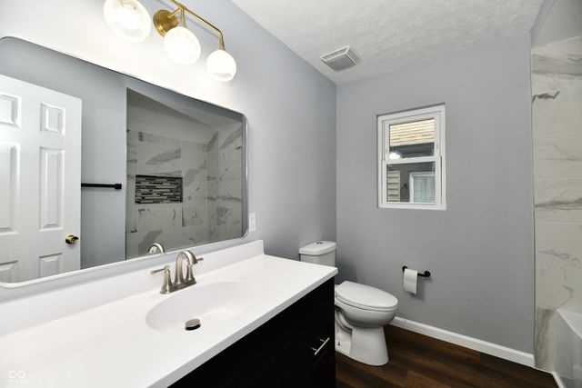 910 E Morris Street, Indianapolis, IN 46203