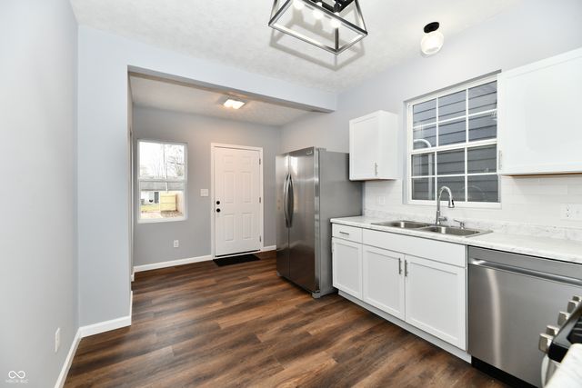 910 E Morris Street, Indianapolis, IN 46203