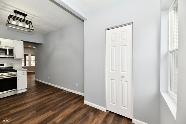 910 E Morris Street, Indianapolis, IN 46203