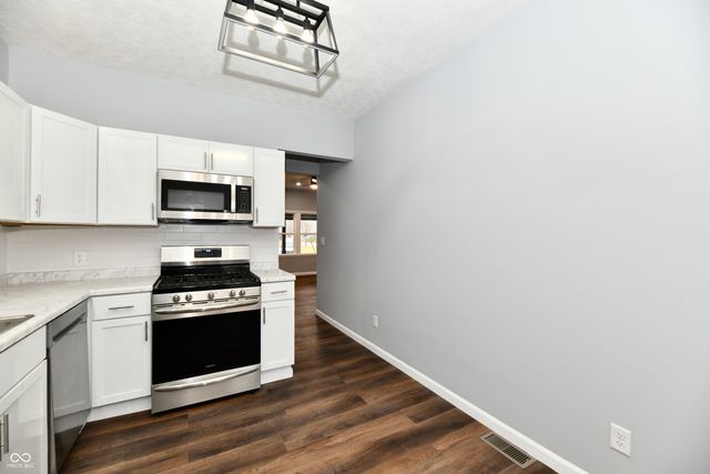 910 E Morris Street, Indianapolis, IN 46203