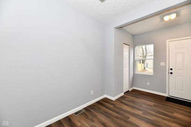 910 E Morris Street, Indianapolis, IN 46203