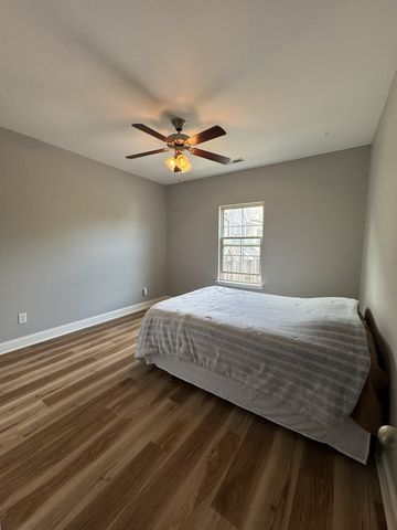 540 Harpeth Park Dr, Nashville, TN 37221