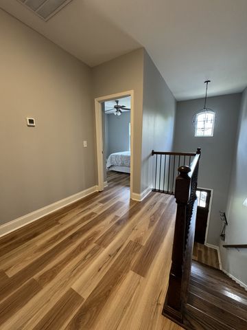 540 Harpeth Park Dr, Nashville, TN 37221